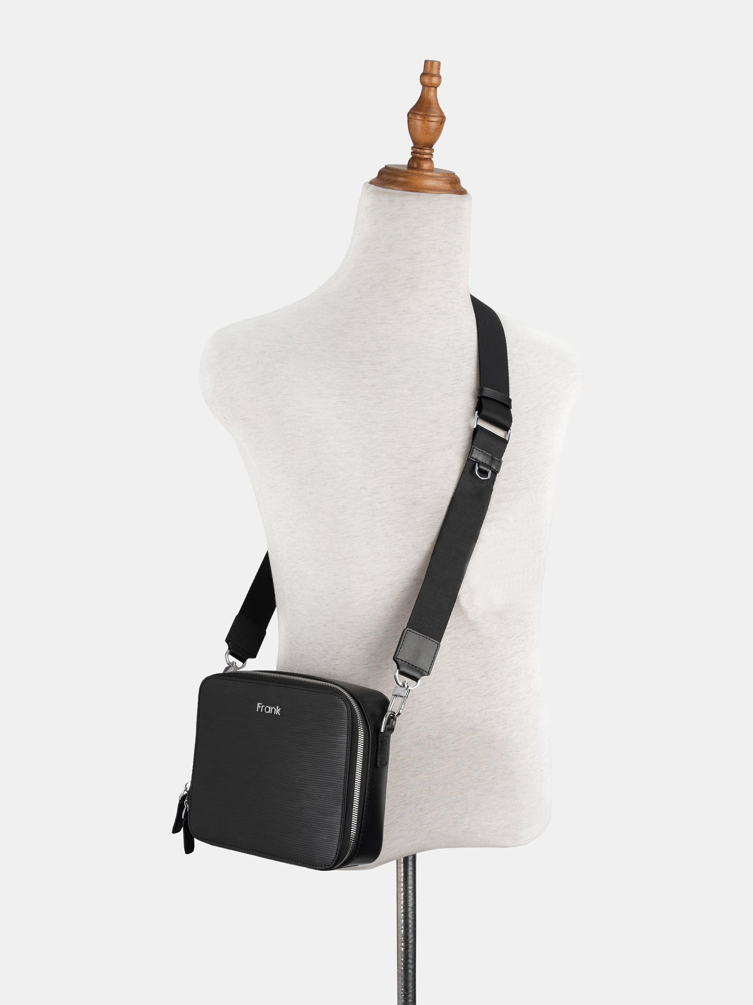 PAUL MESSENGER BAG