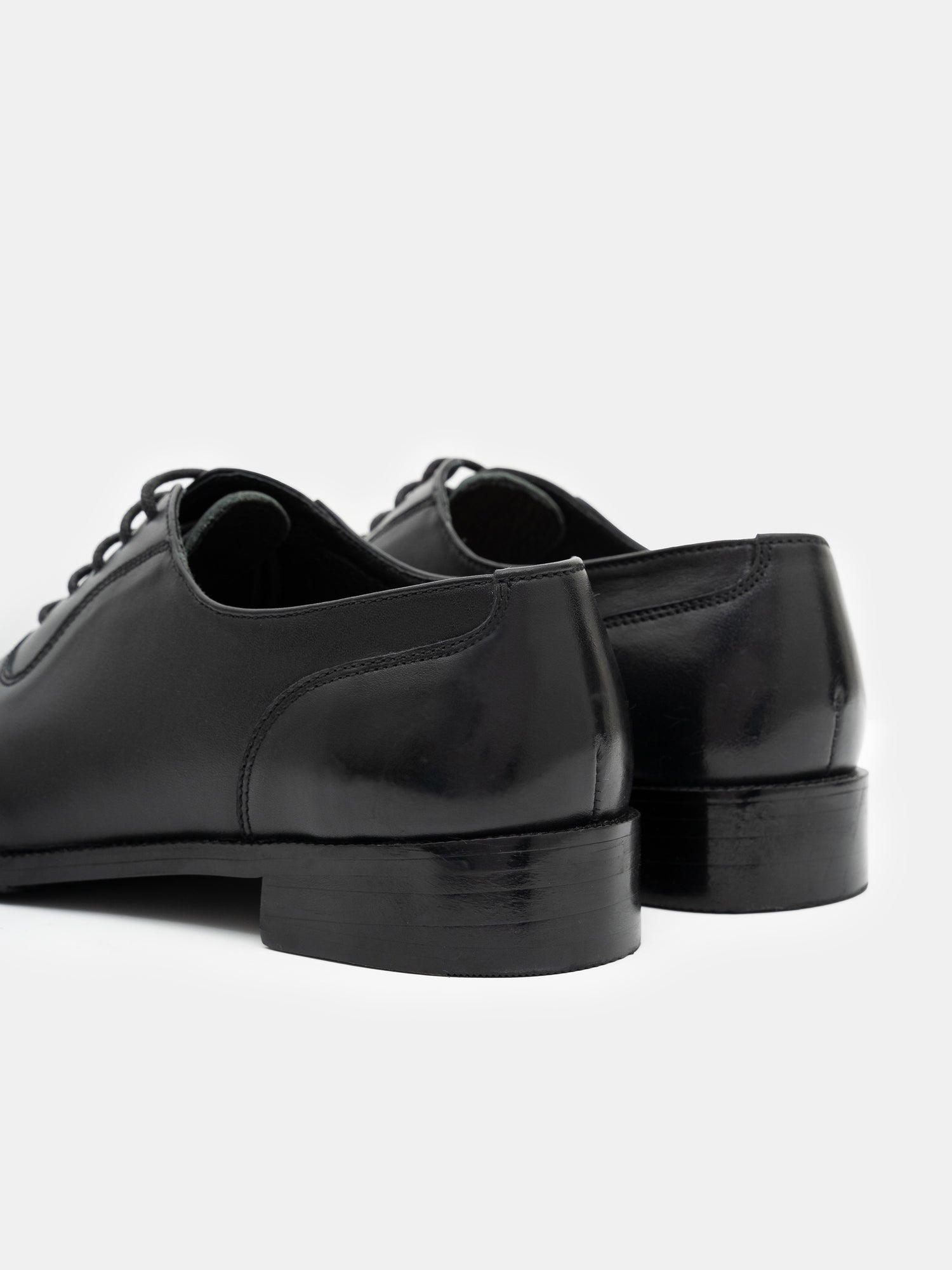 LUCIEN OXFORD