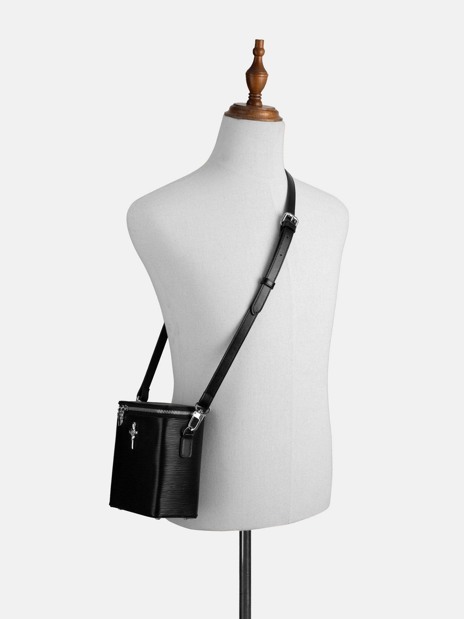 ANDERSON MESSENGER BAG