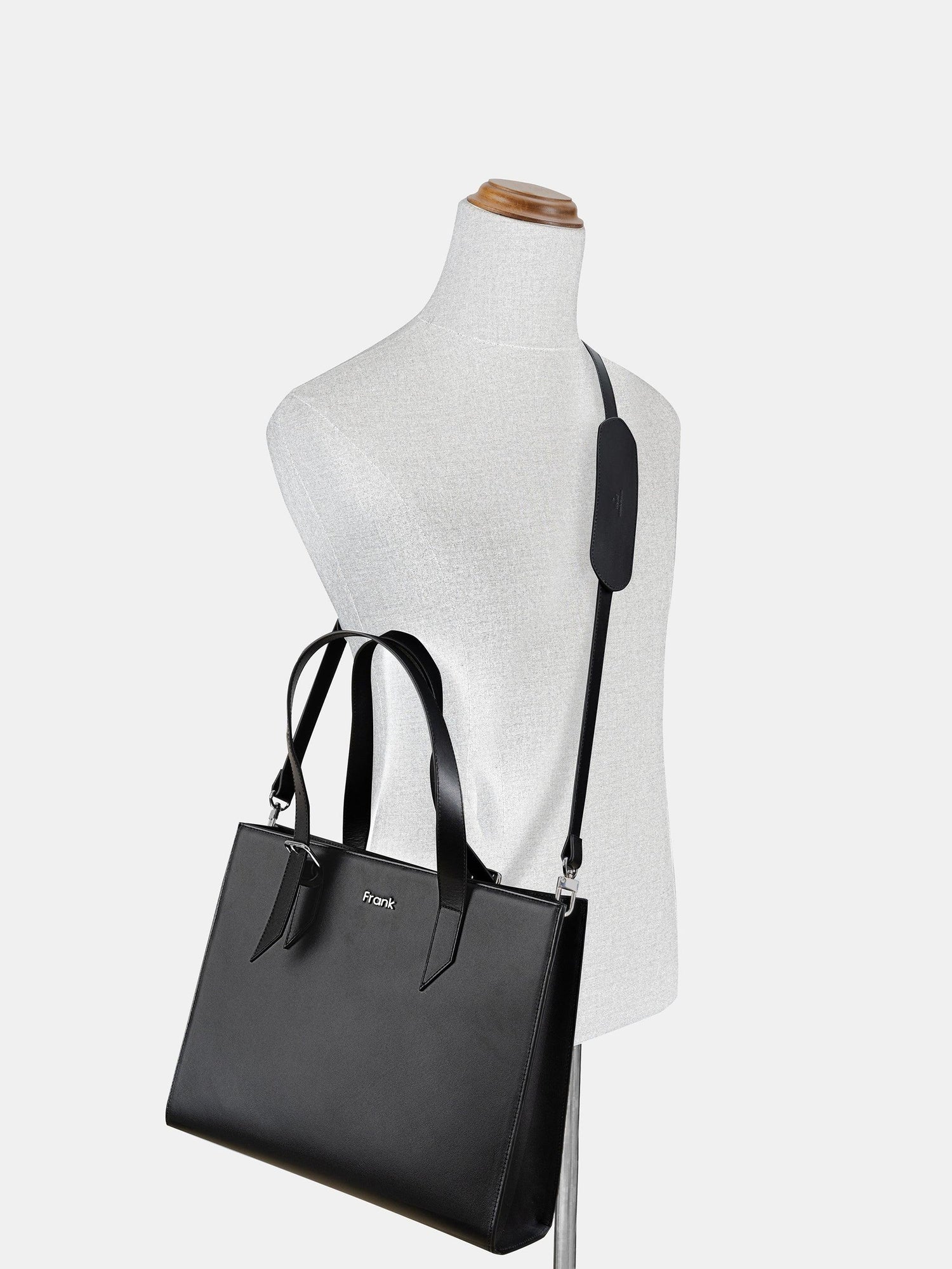 SANTIAGO L TOTE BAG