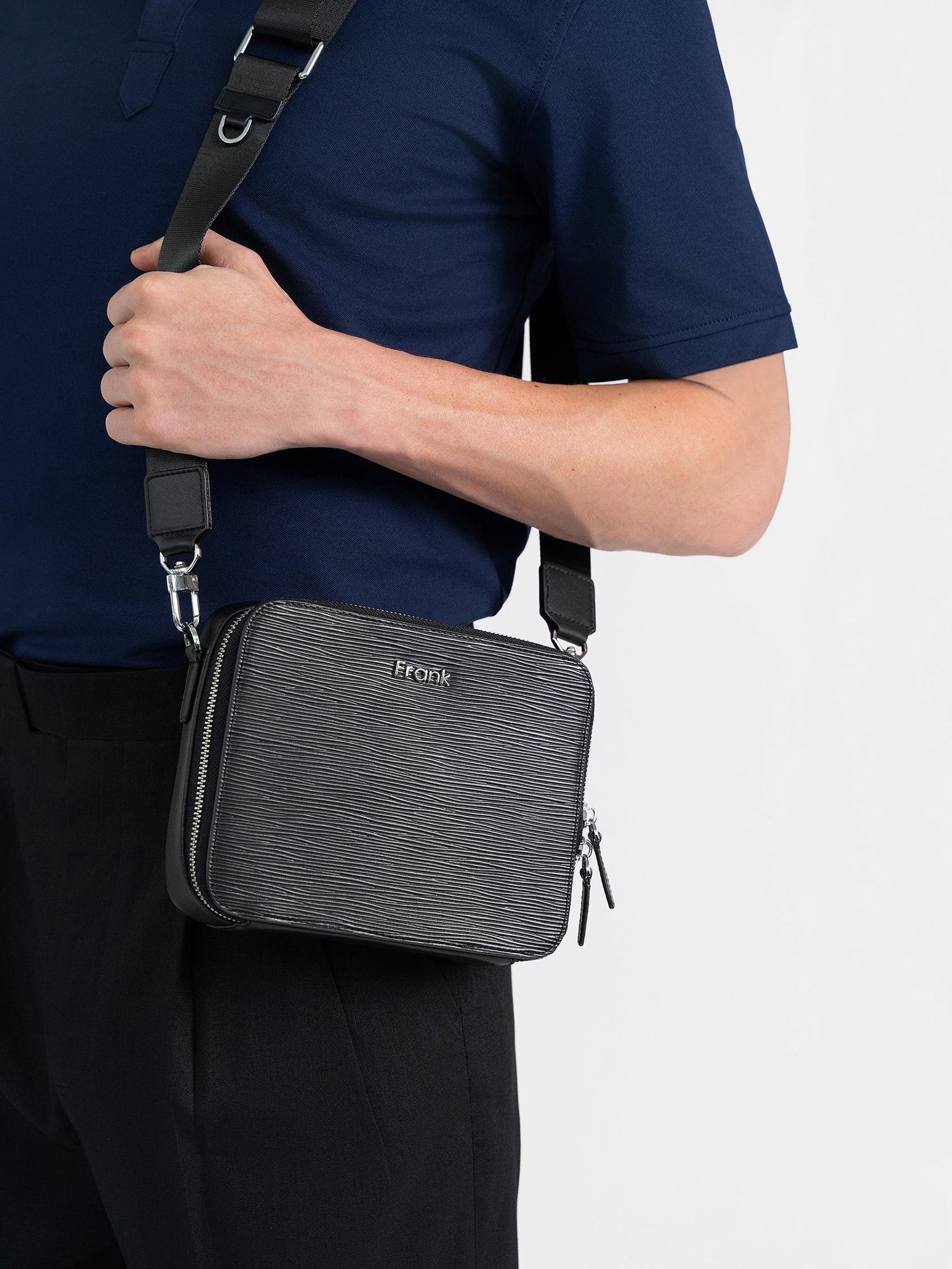 PAUL MESSENGER BAG