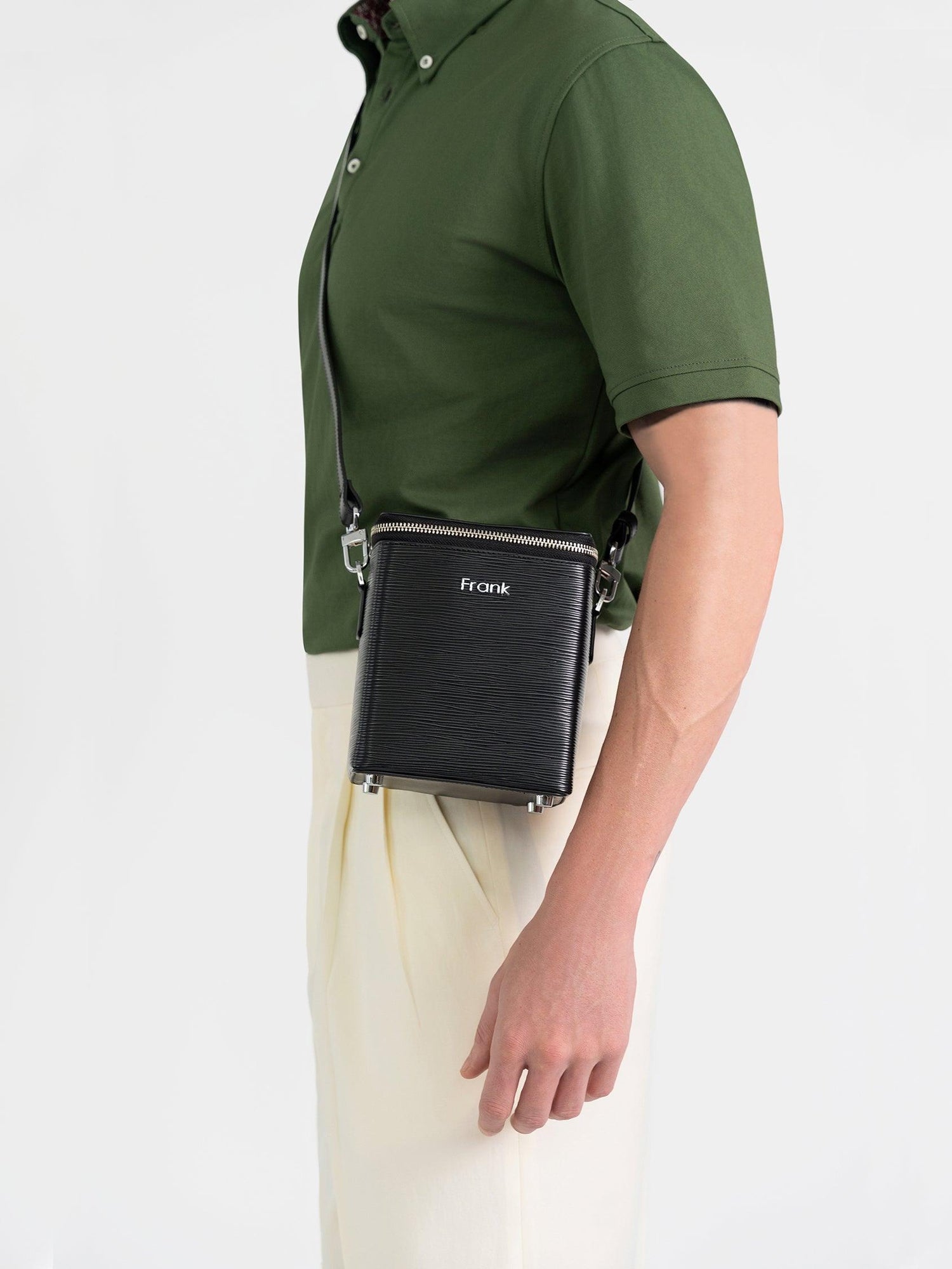 ANDERSON U MESSENGER BAG