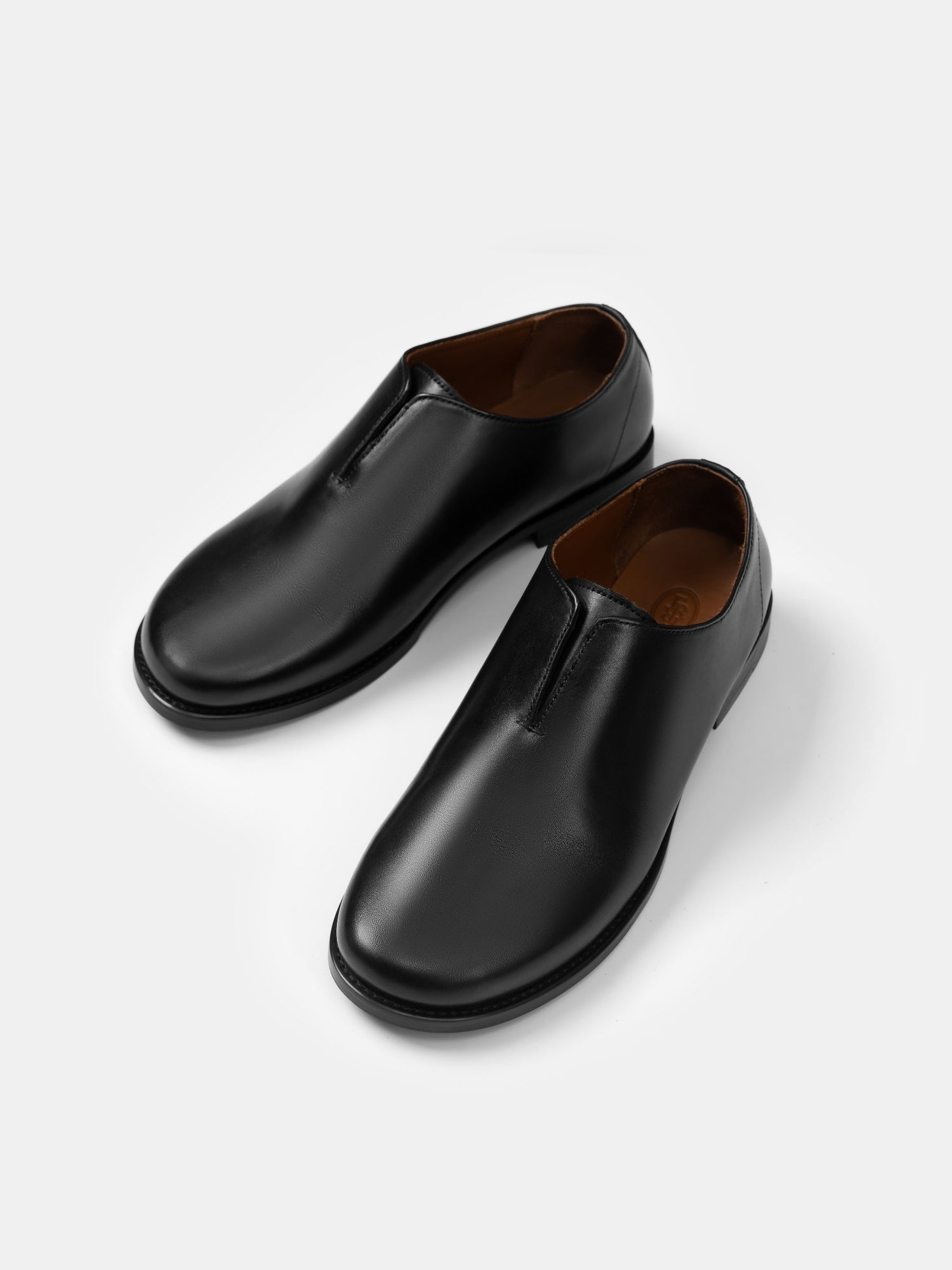 CADRE SLIP ON